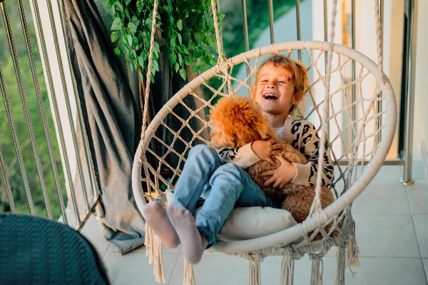 como proteger balcones para niños